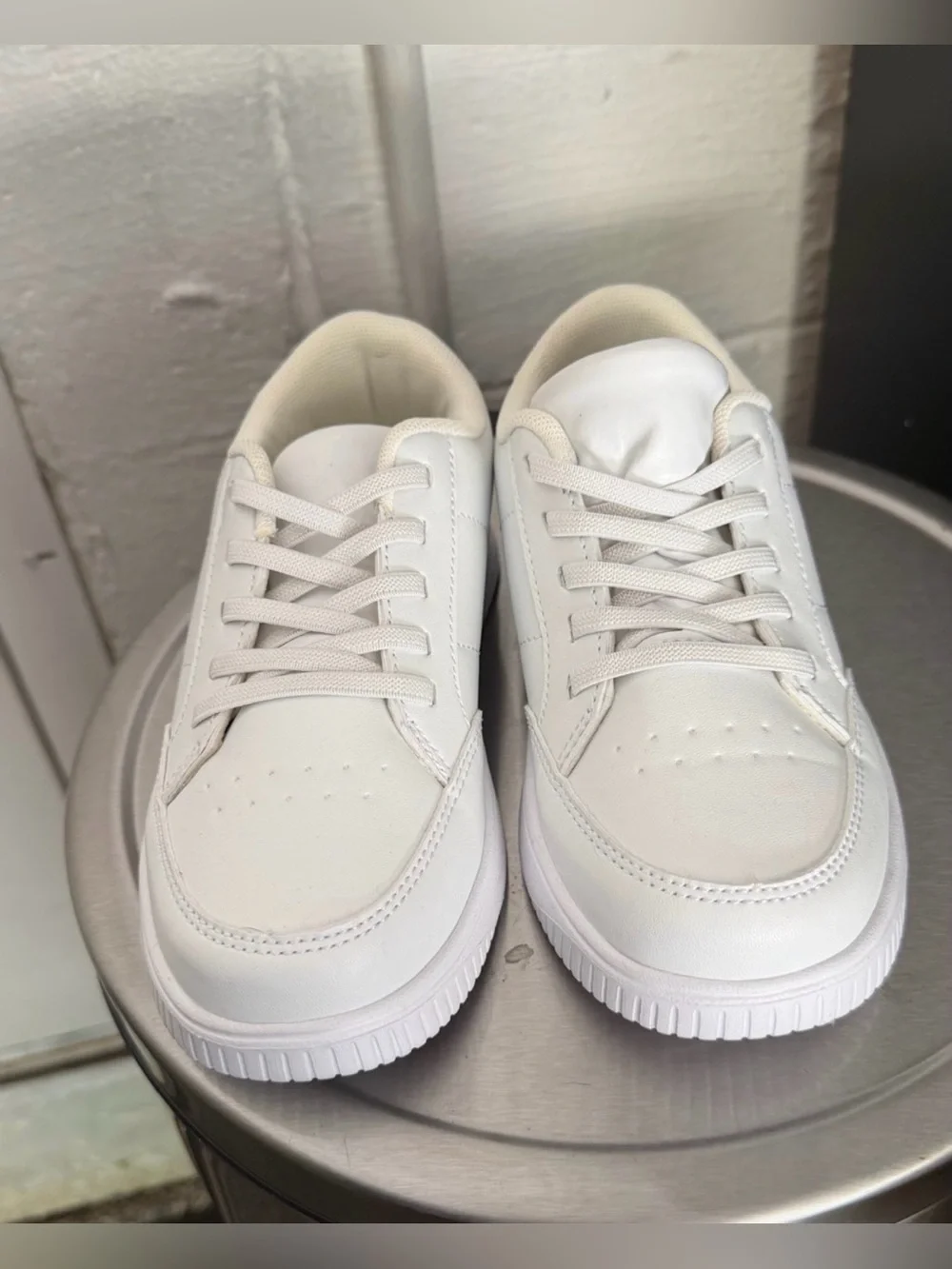 Classic White Kid’s Low-Top Sneakers